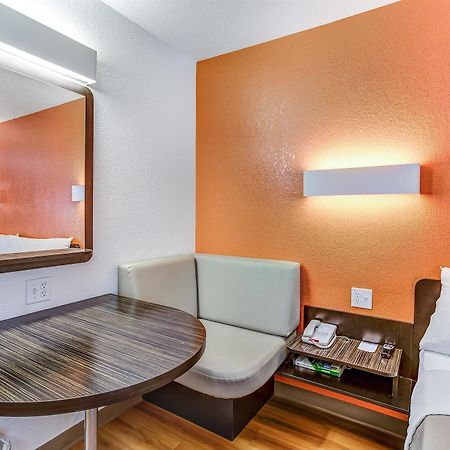 Motel 6-Portland, Or - Tigard West Bagian luar foto