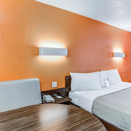 Motel 6-Portland, Or - Tigard West Bagian luar foto