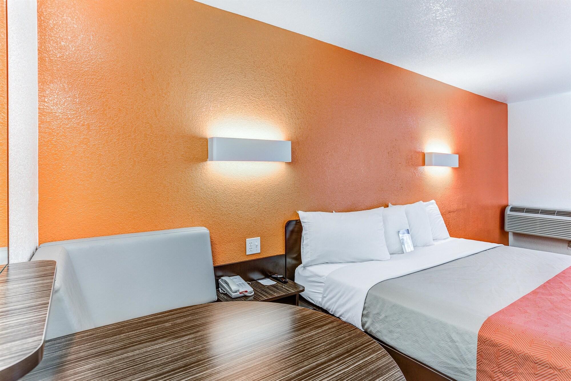 Motel 6-Portland, Or - Tigard West Bagian luar foto