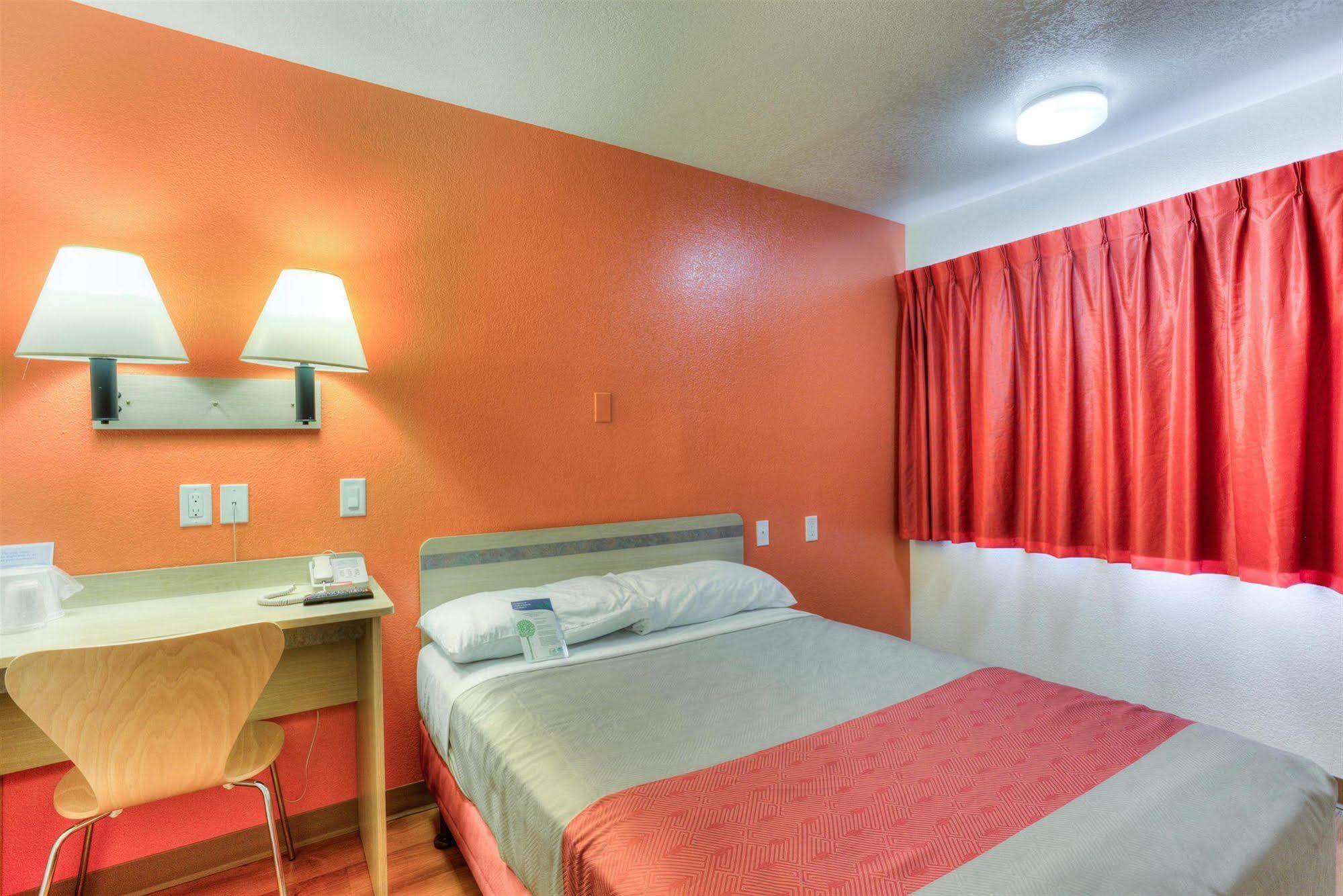 Motel 6-Portland, Or - Tigard West Bagian luar foto