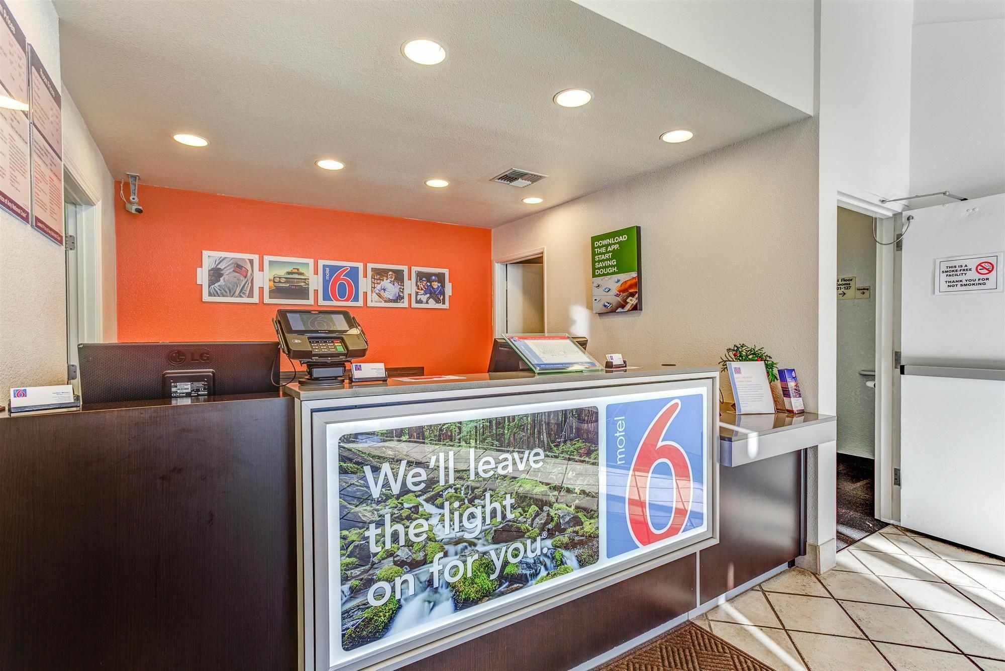 Motel 6-Portland, Or - Tigard West Bagian luar foto