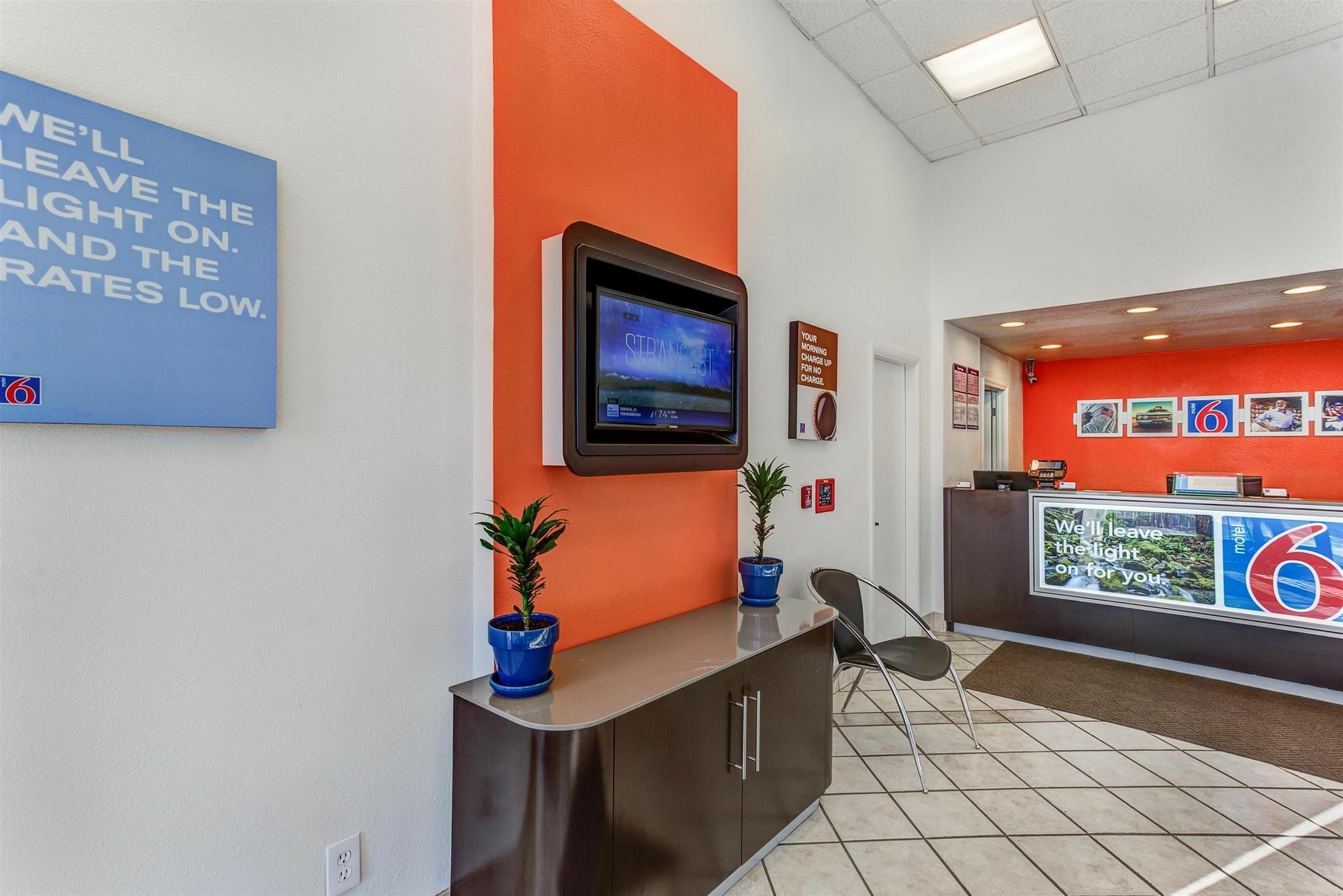 Motel 6-Portland, Or - Tigard West Bagian luar foto